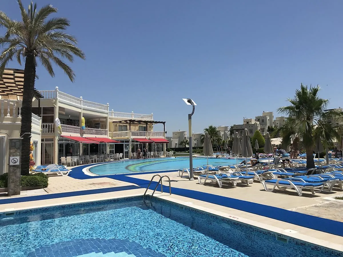 Fs Bodrum Flamingo Holiday Village Bogazici Turcja